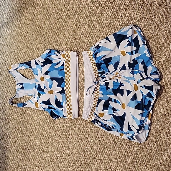 Walk on Beach Blue Floral Swimsuit Bikini Size Medium - Picture 2 of 7